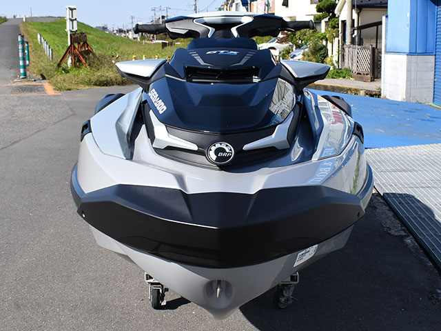 新艇中古艇販売