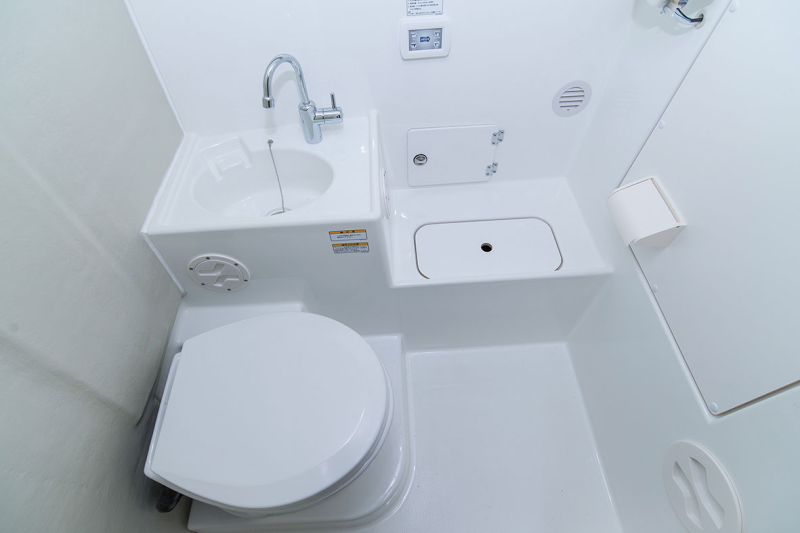 新艇中古艇販売