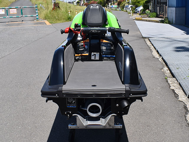 新艇中古艇販売