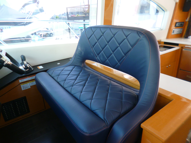 新艇中古艇販売