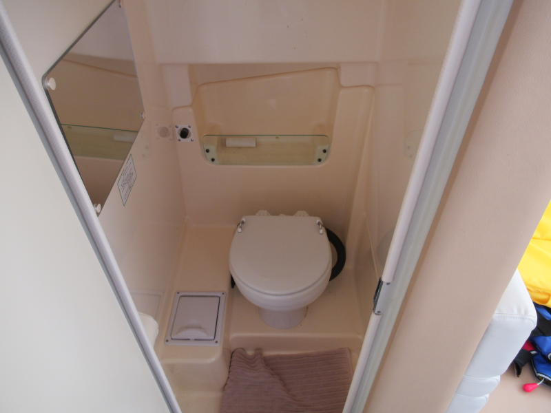 新艇中古艇販売