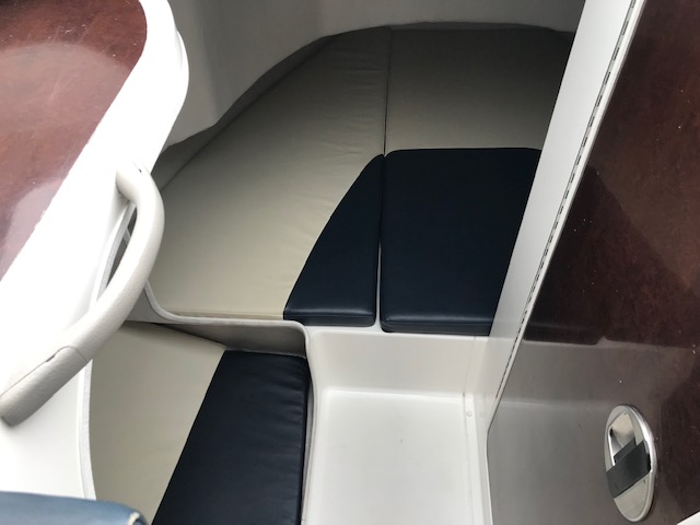 新艇中古艇販売
