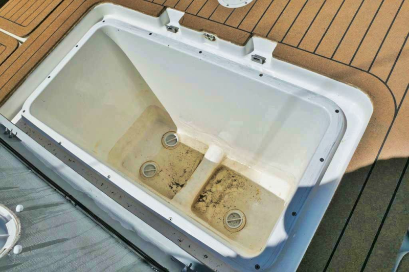 新艇中古艇販売