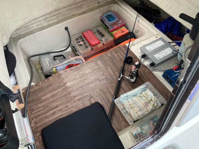 新艇中古艇販売