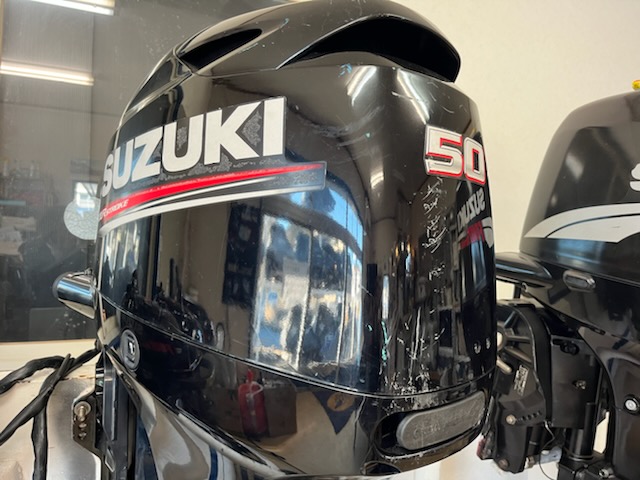 新艇中古艇販売