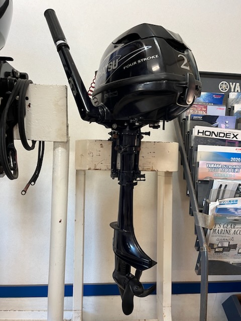 新艇中古艇販売