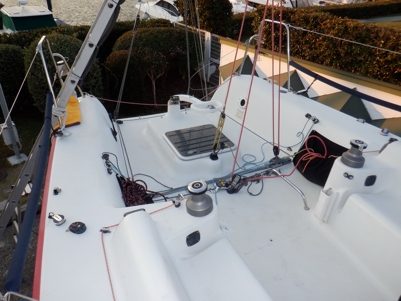 新艇中古艇販売