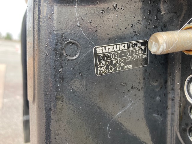新艇中古艇販売