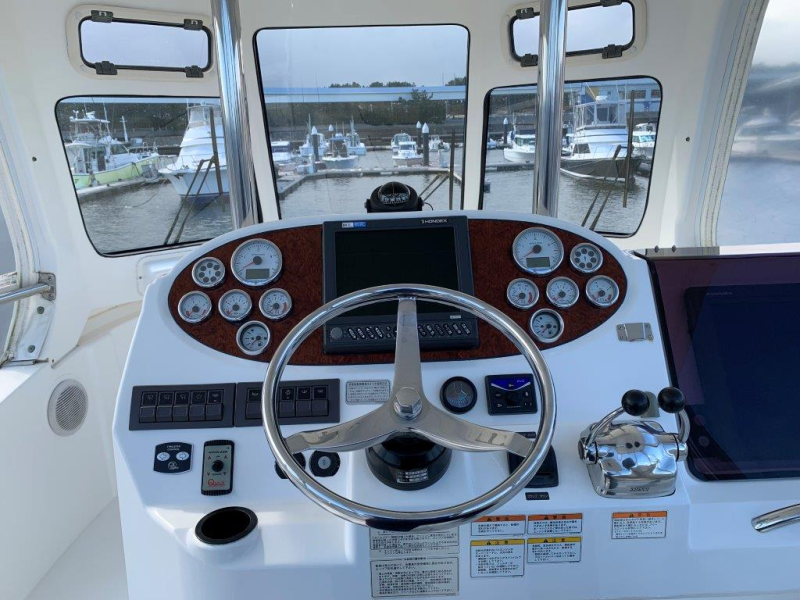 新艇中古艇販売