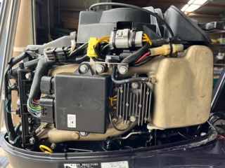 新艇中古艇販売