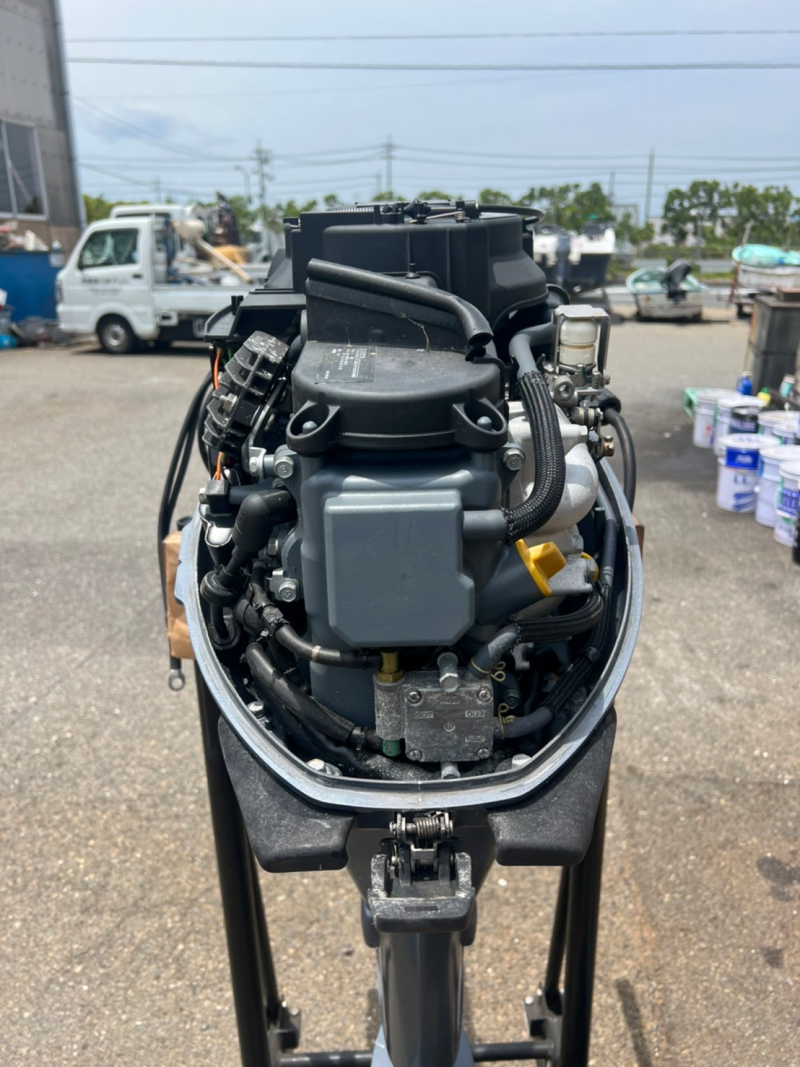 新艇中古艇販売