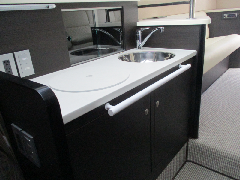 新艇中古艇販売