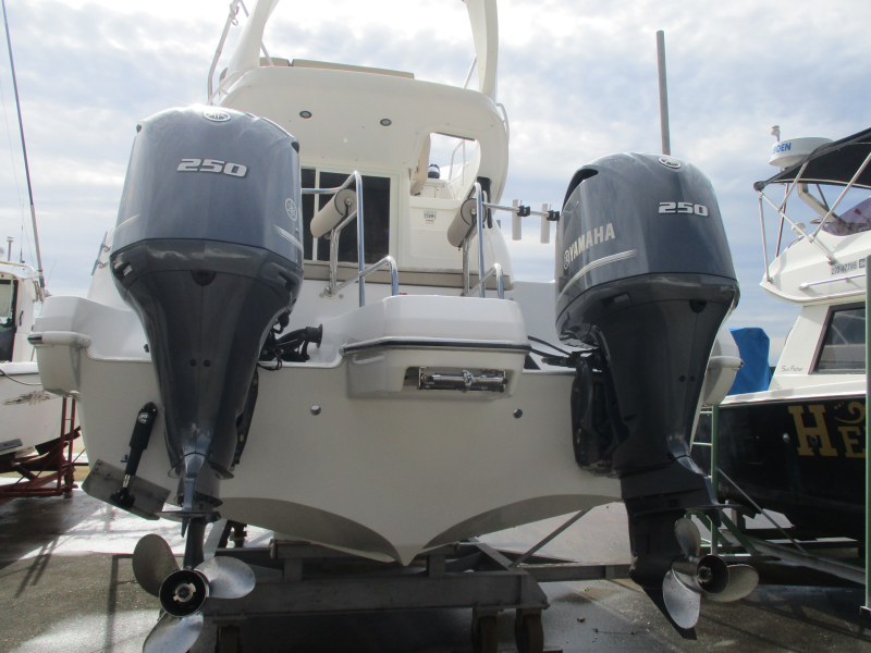 新艇中古艇販売