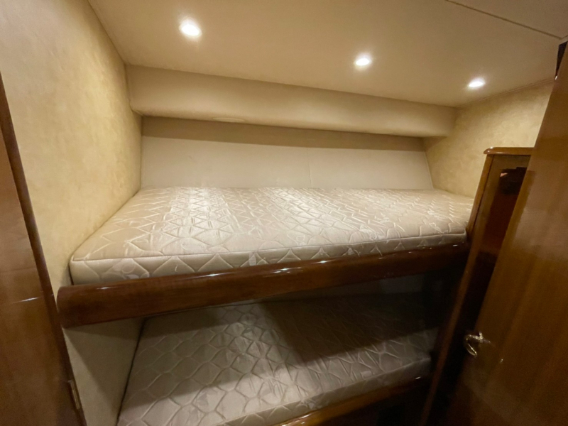 新艇中古艇販売