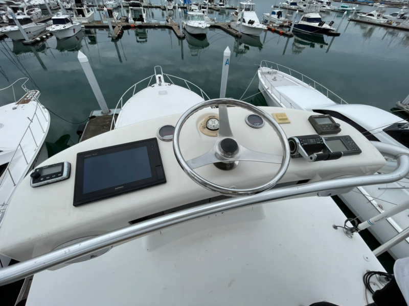 新艇中古艇販売