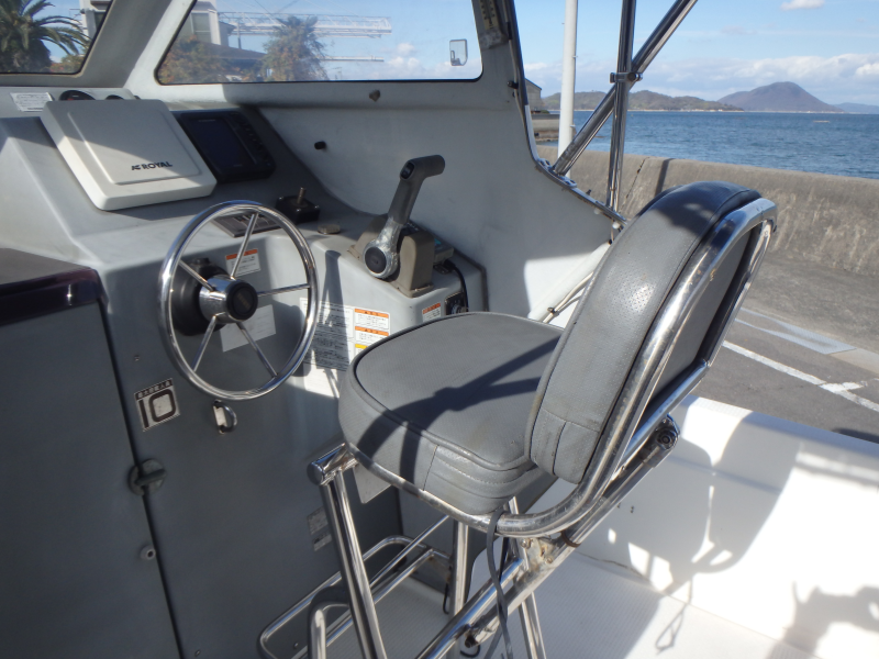 新艇中古艇販売