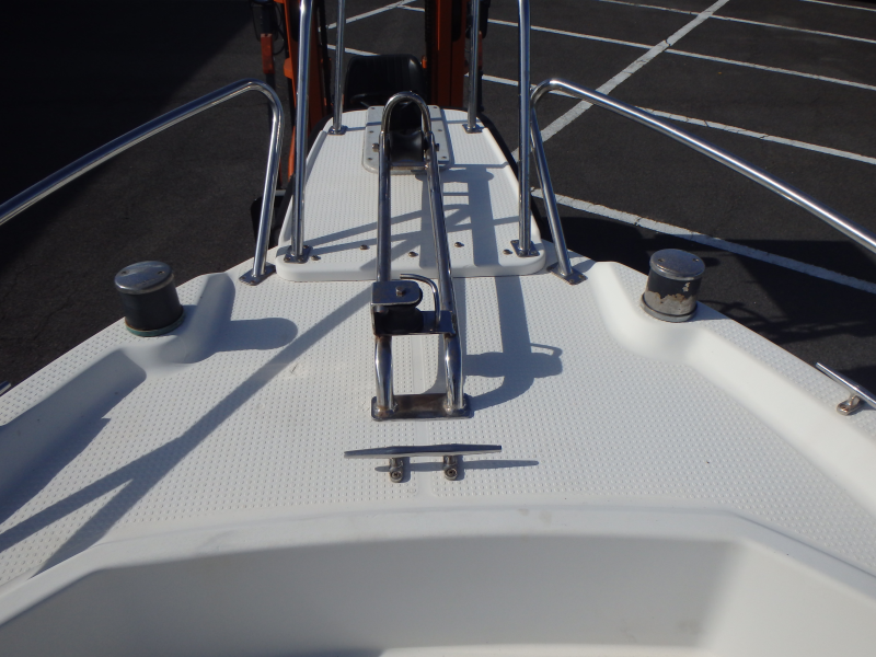 新艇中古艇販売