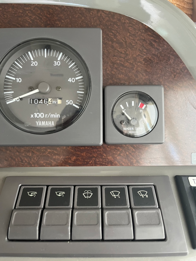 新艇中古艇販売