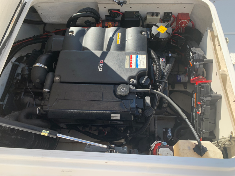 新艇中古艇販売