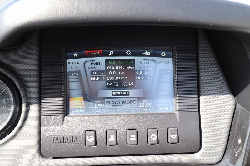 新艇中古艇販売