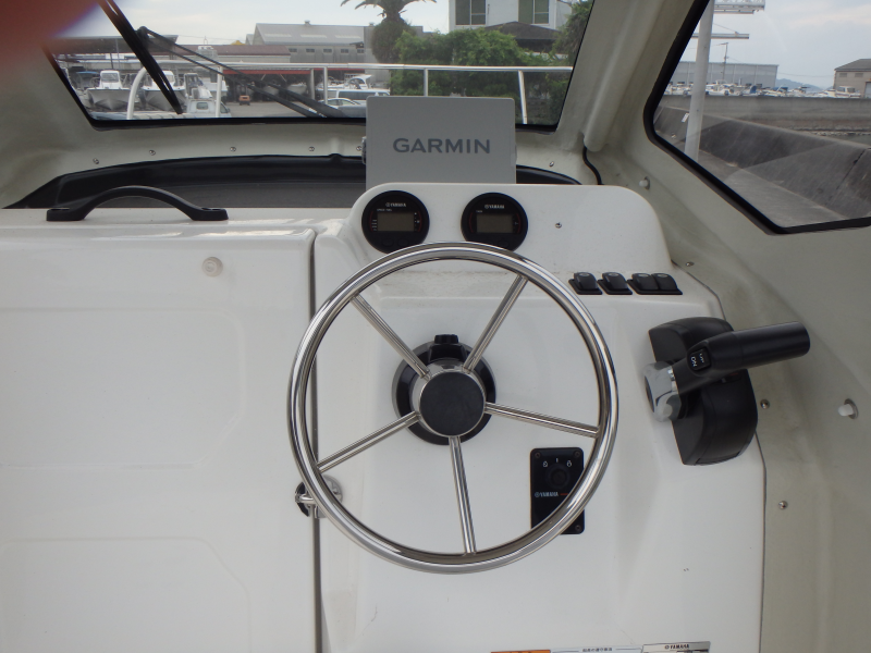 新艇中古艇販売