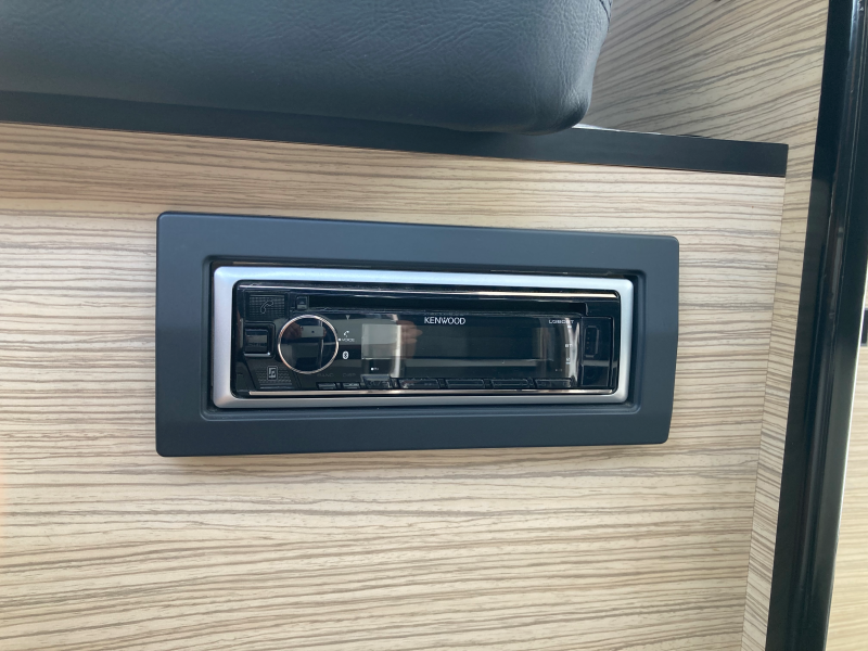 新艇中古艇販売