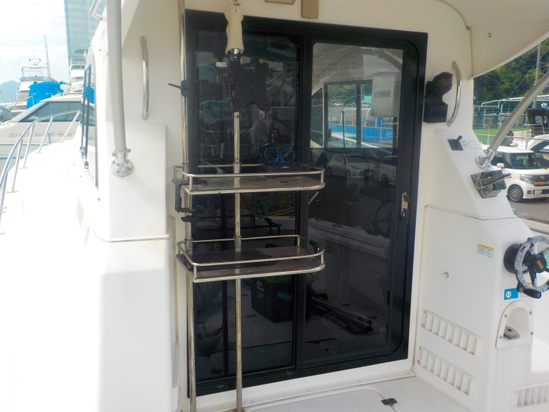 新艇中古艇販売