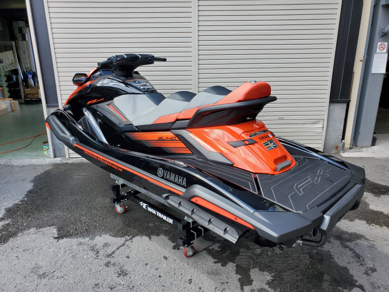 新艇中古艇販売