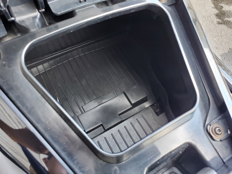 新艇中古艇販売