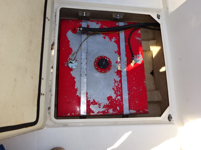 新艇中古艇販売