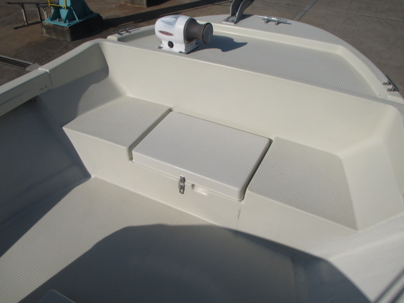 新艇中古艇販売