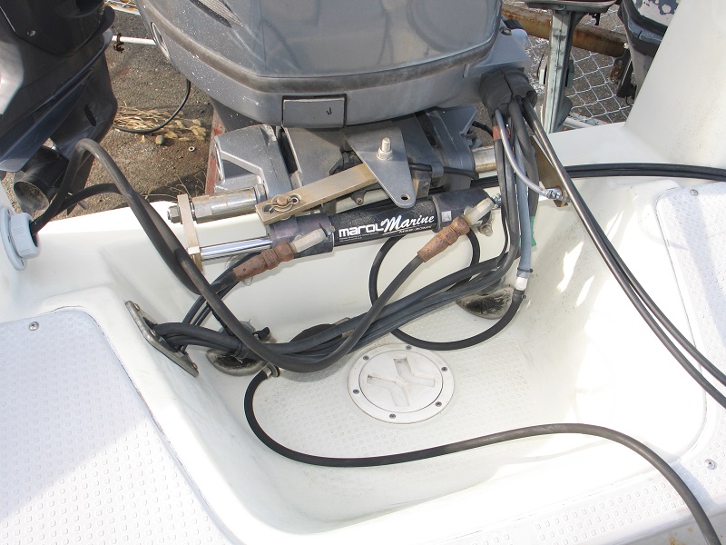 新艇中古艇販売