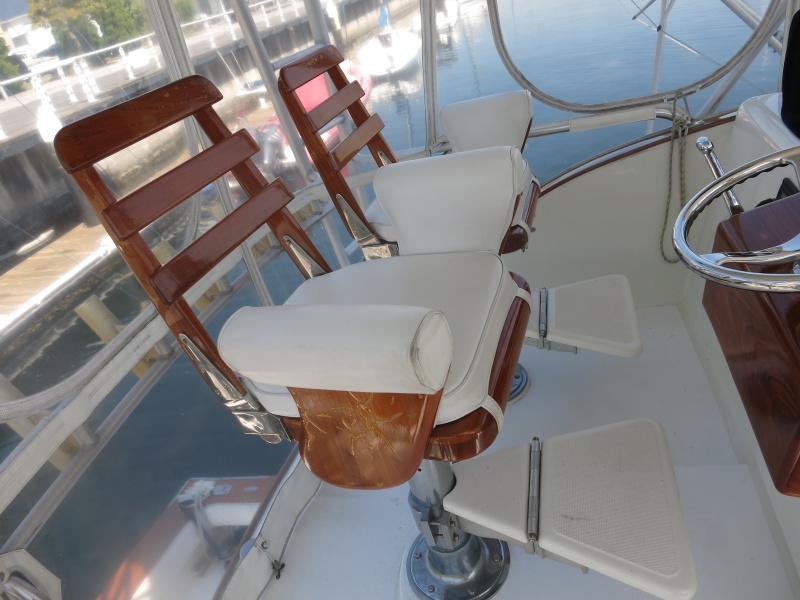 新艇中古艇販売