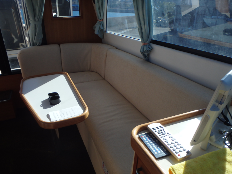 新艇中古艇販売