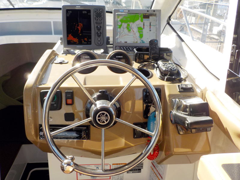 新艇中古艇販売