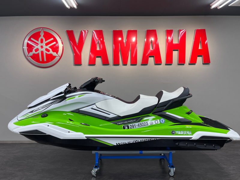 新艇中古艇販売