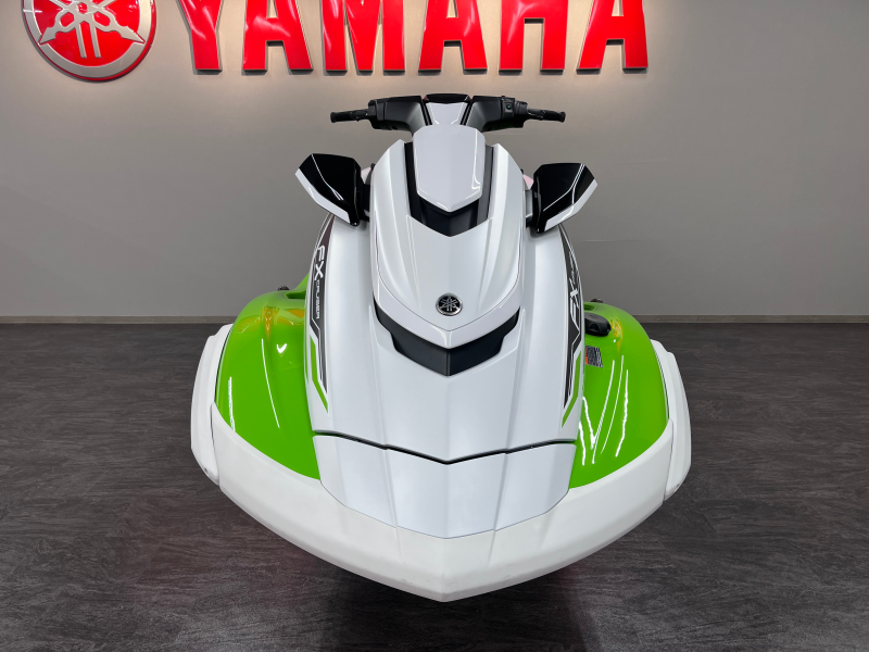 新艇中古艇販売