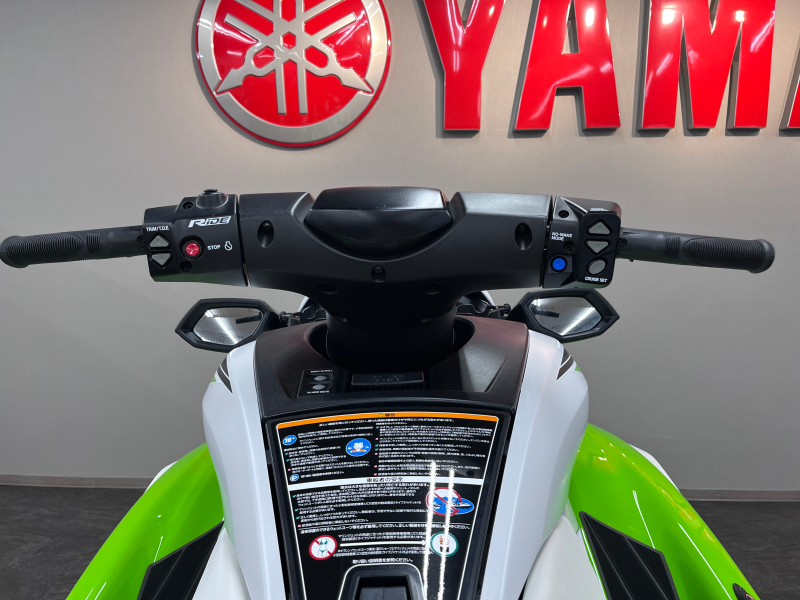 新艇中古艇販売