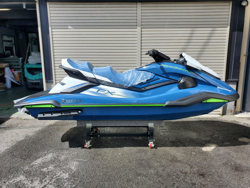 新艇中古艇販売