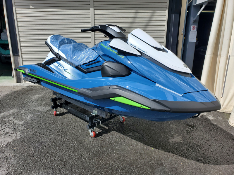 新艇中古艇販売