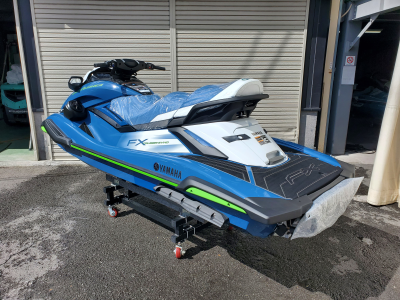 新艇中古艇販売