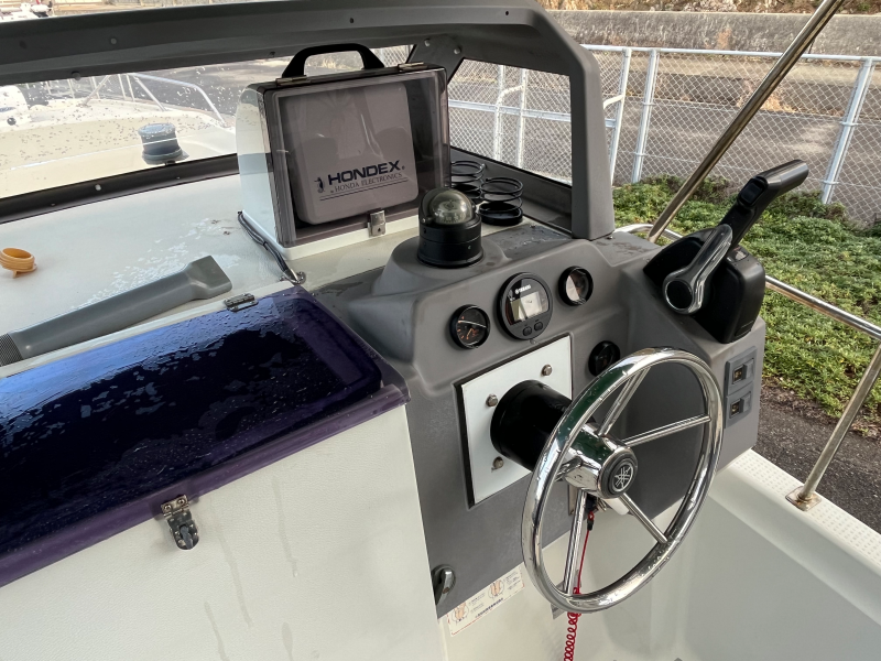 新艇中古艇販売