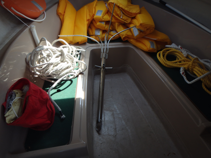 新艇中古艇販売