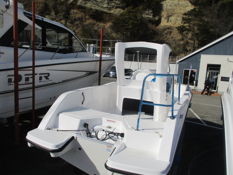 新艇中古艇販売