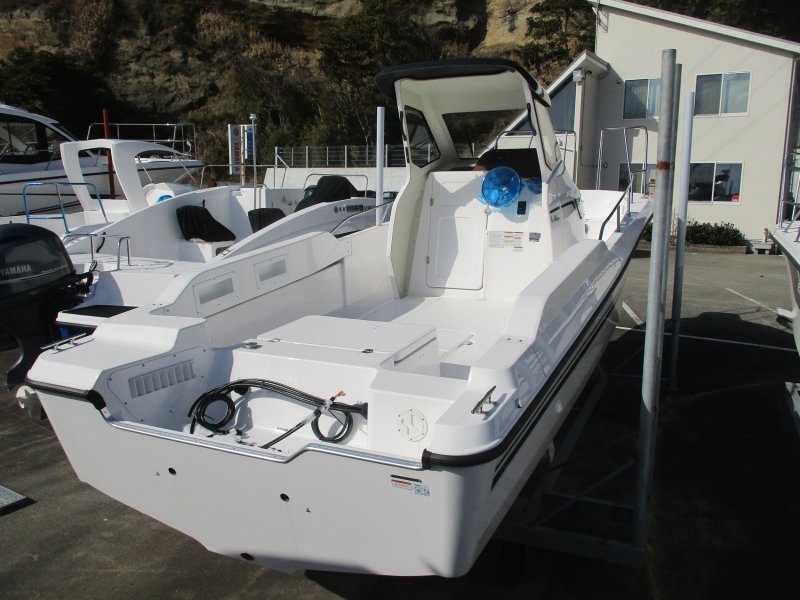 新艇中古艇販売