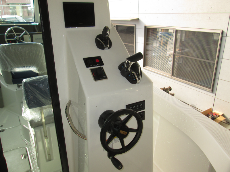 新艇中古艇販売