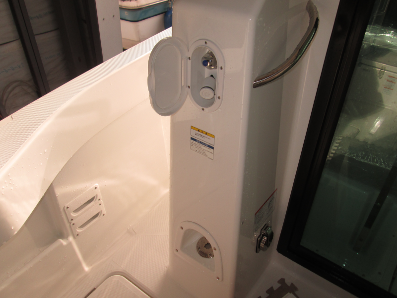 新艇中古艇販売