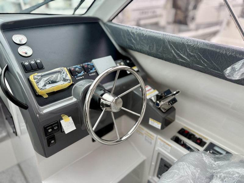 新艇中古艇販売