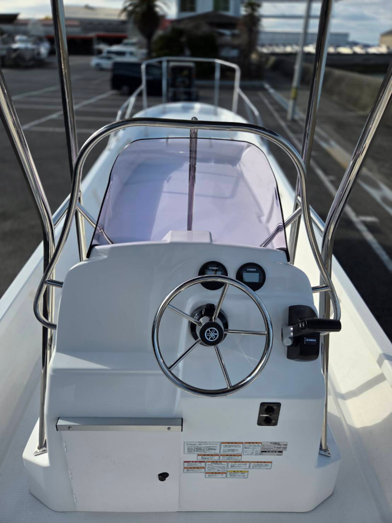 新艇中古艇販売