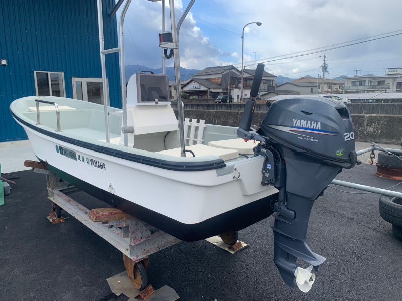新艇中古艇販売